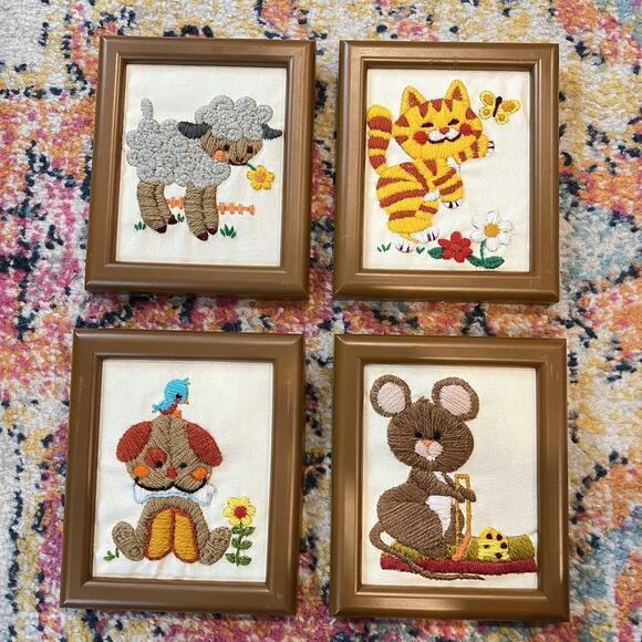 Vintage Set of 4 1980s Crewel Embroidery Framed Dog Cat Mouse Sheep Kids Nursery - Picture 1 of 16